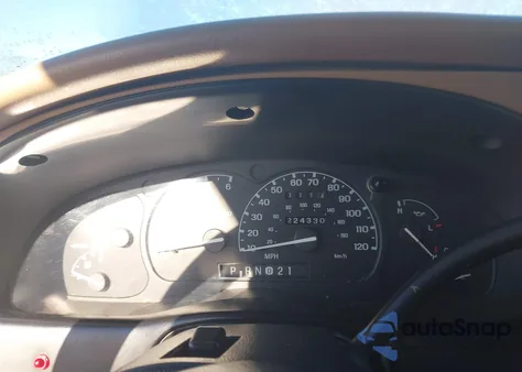 1998 Ford Explorer Sport z USA, uszkodzony, nr VIN 1FMYU22X0WUD09347